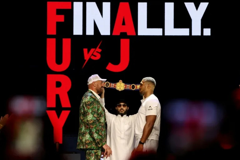Fury, Joshua kick off ‘battle of Britain’ in good spirits