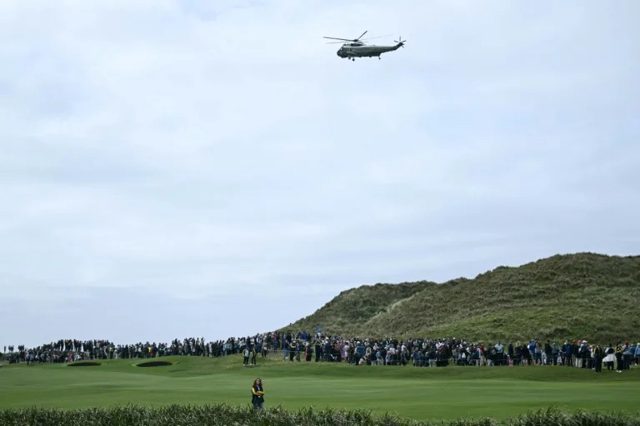 Lowry takes four-shot lead as Trump jets in for Irish Open
