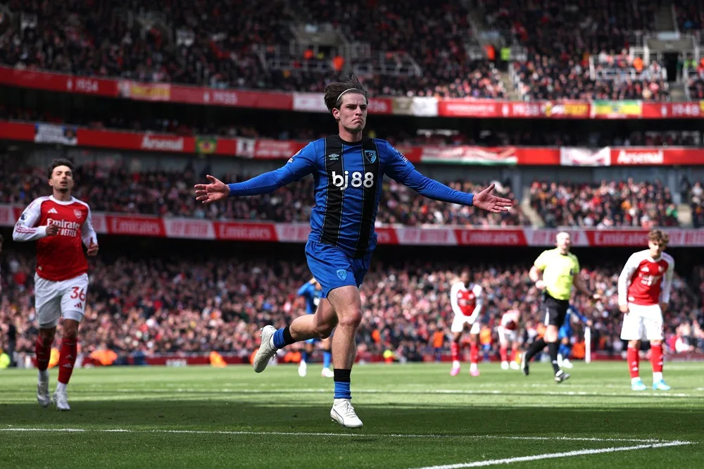 Arsenal remain interested in Bournemouth 23yo for 2027 move