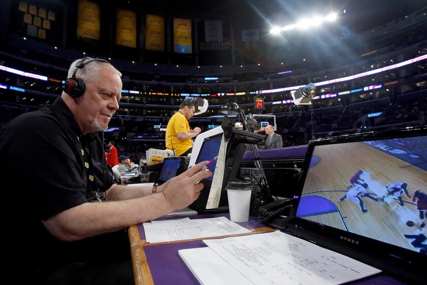 Beloved Lakers public address announcer Lawrence Tanter dies at 76