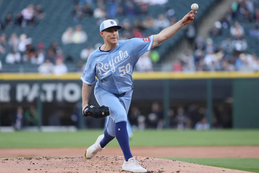 Dodgers left-hander Kris Bubic set to join team in Cincinnati