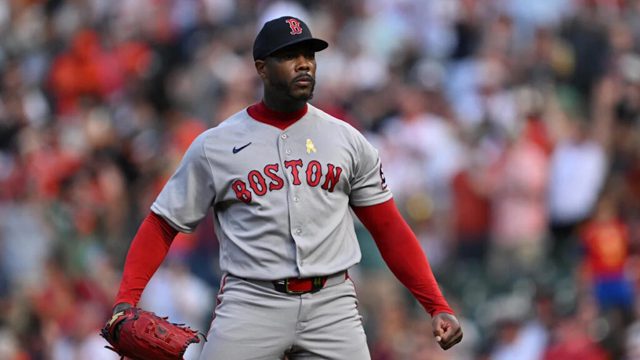 Fantasy Baseball Closer Report: Aroldis Chapman reaches 400-save milestone