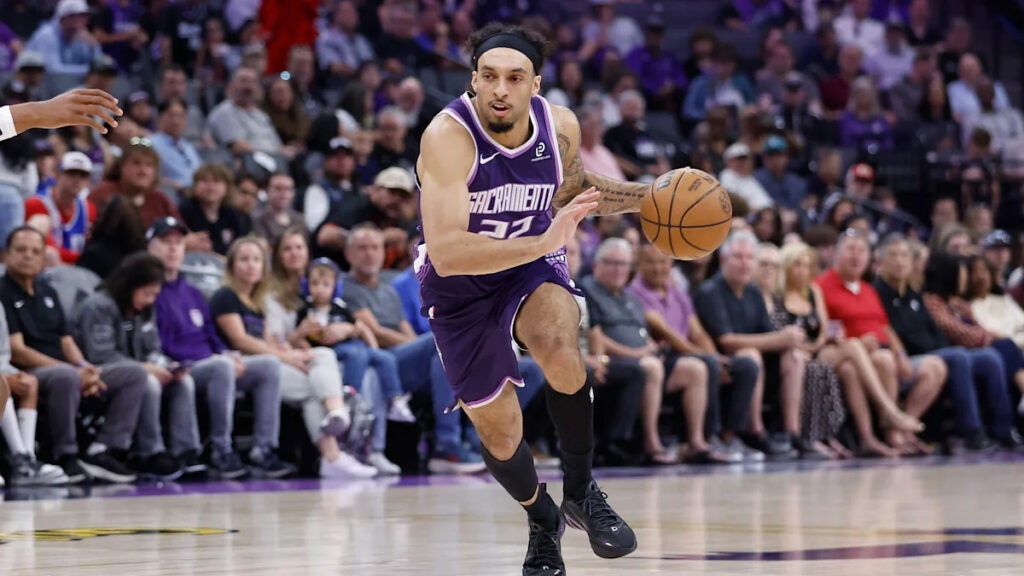 Celtics agree to deal with Devin Carter, point guard will compete for roster, two-way spot