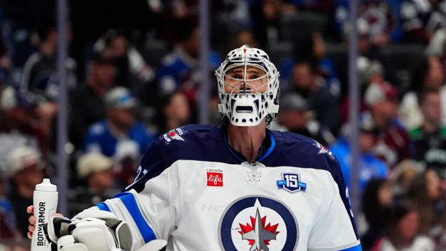 Jets suspend Connor Hellebuyck for failing to report to training camp