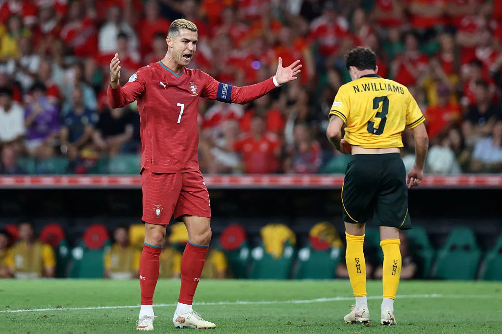 😅Night of howlers: Cristiano and Adeyemi become a meme