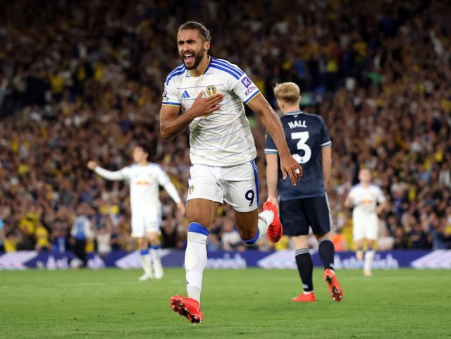 Leeds hit quickfire double as they take charge against Newcastle 💪