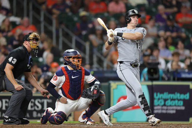 White Sox cruise past Astros, 5-1