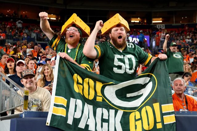 Predict the Green Bay Packers’ final win total in 2026