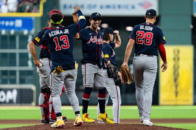Braves at Astros series recap: Space City sweep seals NL East title
