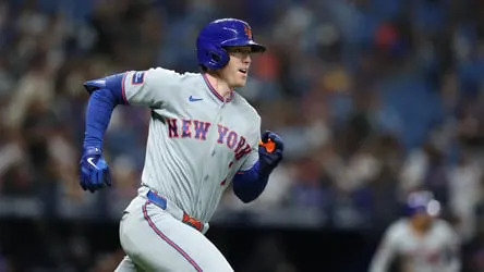 Mets’ Brett Baty exits Wednesday’s game vs. Marlins with apparent injury