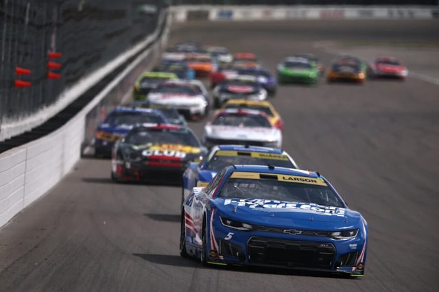 NASCAR Gateway winners, losers as Kyle Larson gets back in victory lane