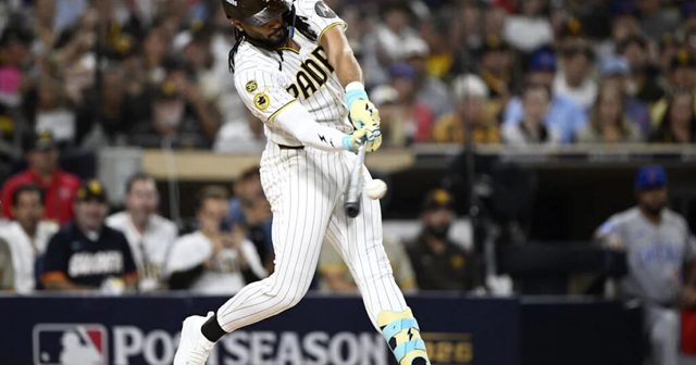Watch Padres’ Fernando Tatis and Manny Machado ignite Petco Park with homers