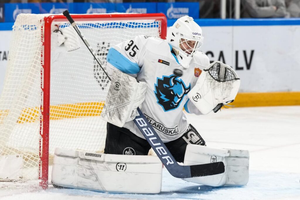 Alexei Kolosov’s agent says goalie prospect is joining Flyers training camp