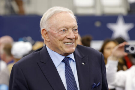 Cowboys limp into their bye cloaked in mediocrity. This is the birthday gift Jerry Jones gave himself.