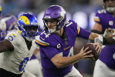 Vikings-Rams ‘Thursday Night Football’ game ends with blatant missed facemask penalty