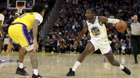 What we learned as Warriors beat Lakers to cap undefeated preseason