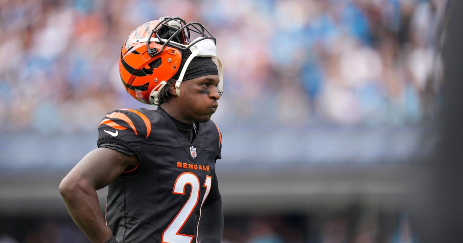 Bengals’ Mike Hilton Says Defense ‘Playing Like S–t,’ Held Players-Only Meeting