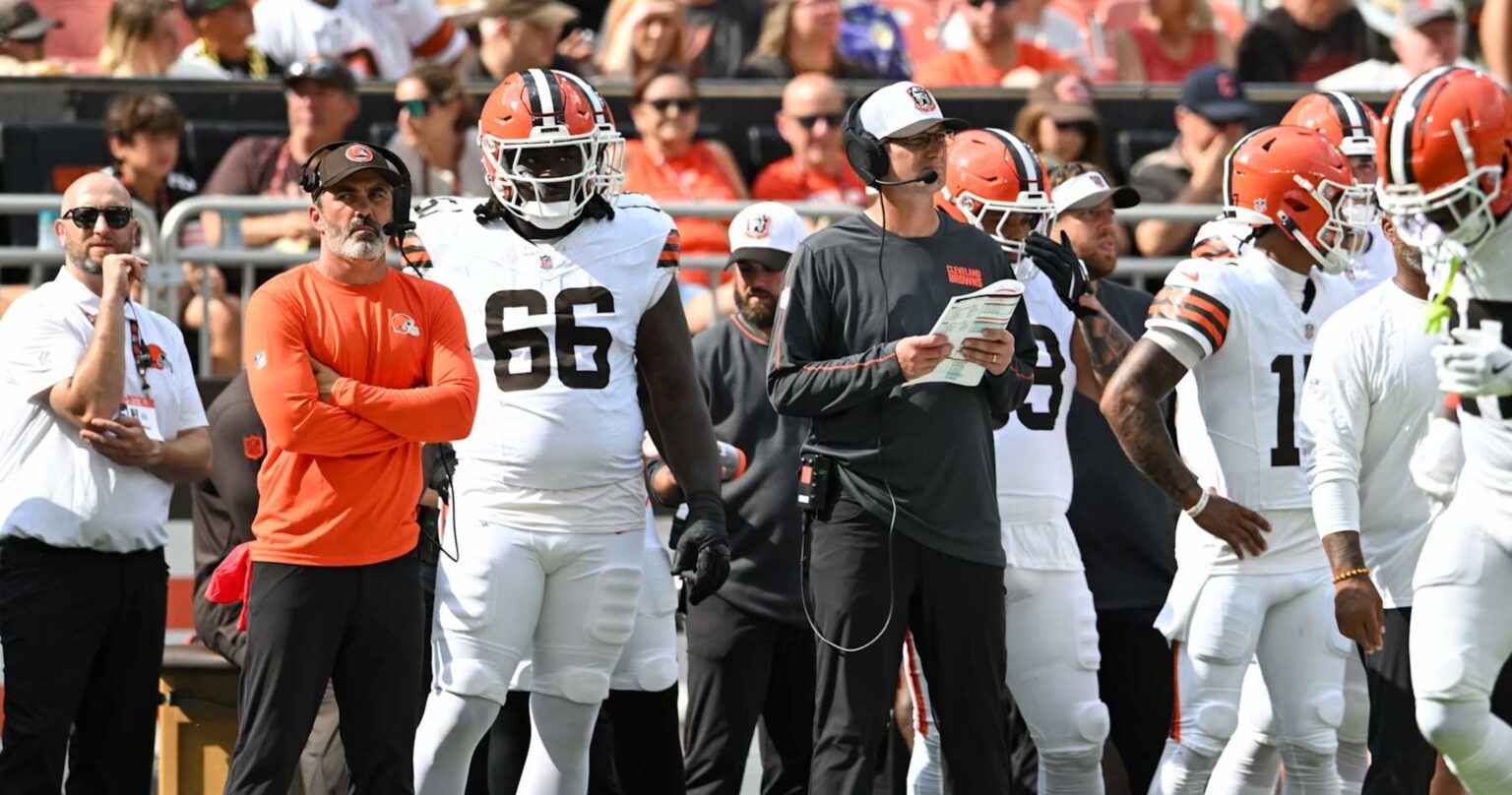 Browns HC Kevin Stefanski Cedes Offensive Playcalling to OC Ken Dorsey amid Struggles