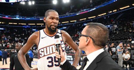 Kevin Durant Rejects Actor Lamorne Morris’ Request for Jersey After Suns Win on Video