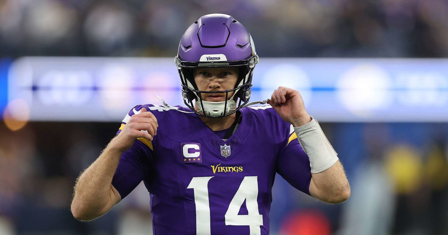 NFL Ref Tra Blake Admits He Didn’t See Sam Darnold Facemask in Vikings’ Loss to Rams