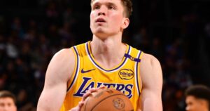 Photo: Lakers’ Dalton Knecht Shows Off Signed Kevin Durant Jersey After Win vs. Suns