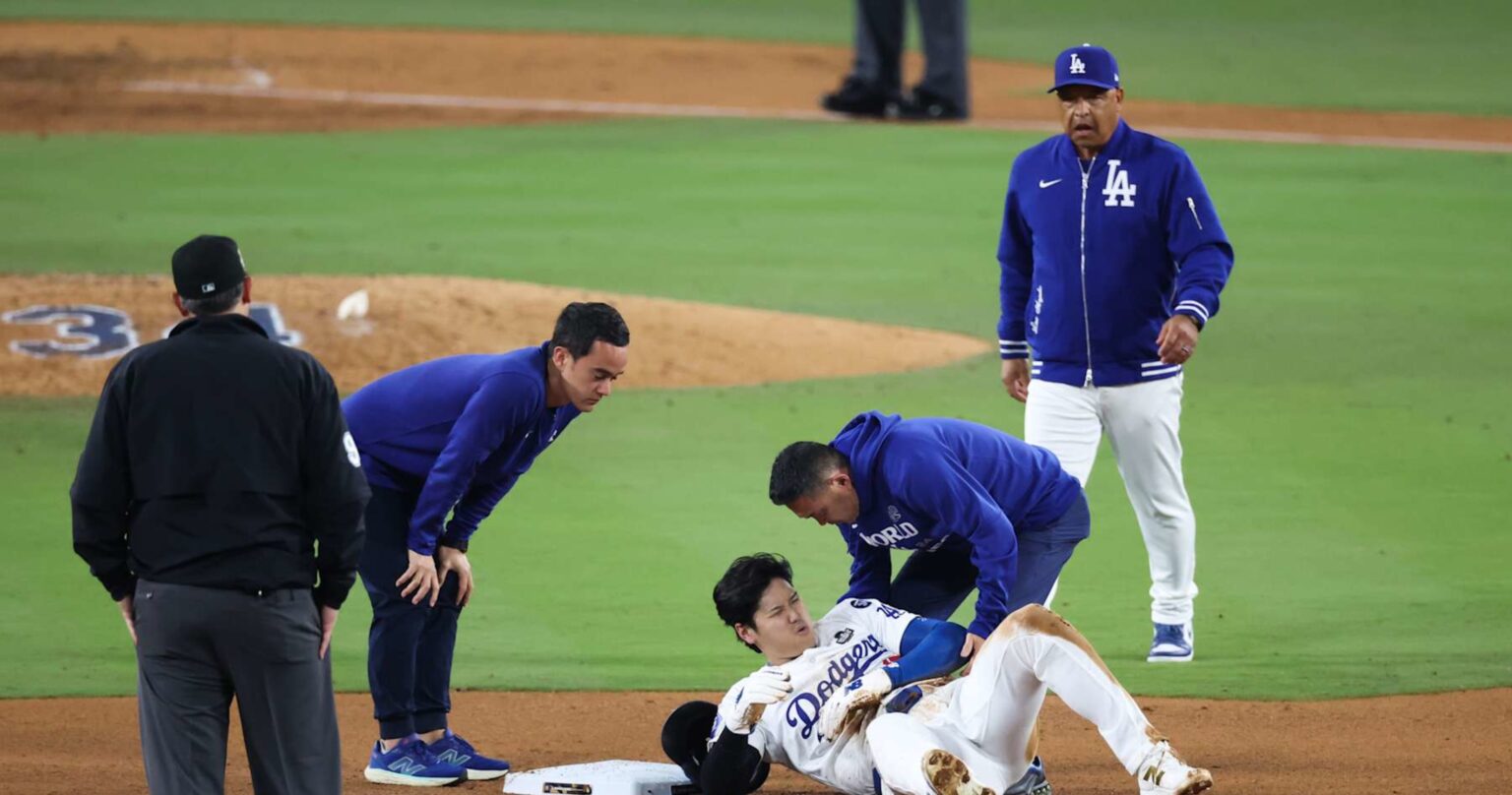 MLB Rumors: Shohei Ohtani Doesn’t Wear Sleeve on Shoulder Injury After Dodgers’ Win