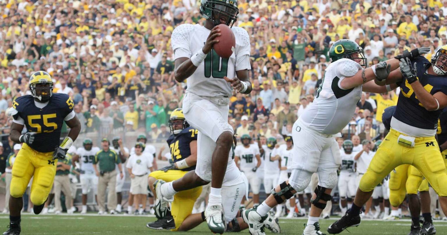 Oregon Unveils ‘Warp Speed’ Uniforms with Chrome Helmets in New Hype Video, Photos