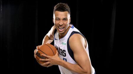 Mavericks guard Dante Exum out about three months following wrist surgery