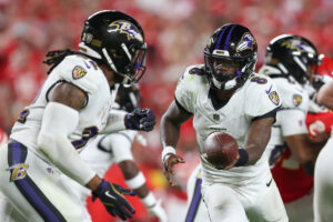 Monday Night Football scores, live updates: Ravens take on Buccaneers, Chargers play Cardinals in MNF doubleheader