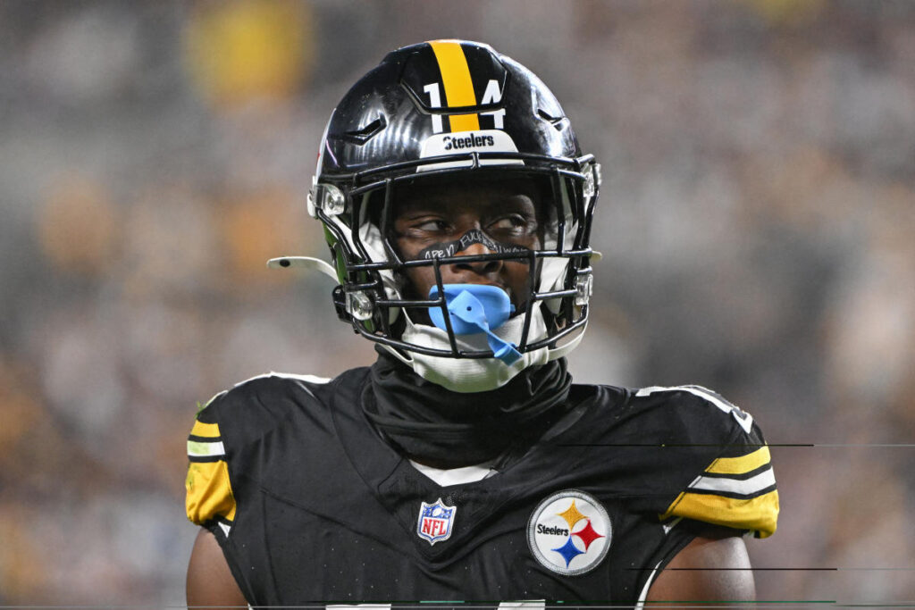 NFL fines Steelers WR George Pickens K for profane message on eye black