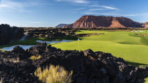 Stephan Jaeger chips in twice and shoots 63 to lead Black Desert Championship