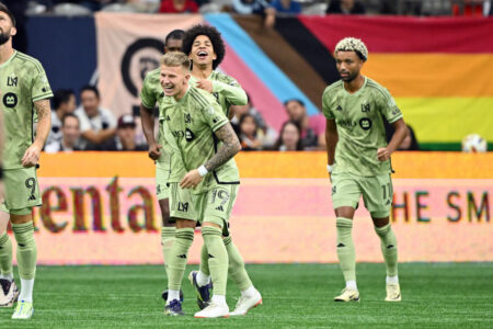 🎥 Bogusz pulls off superb finish to make LAFC history