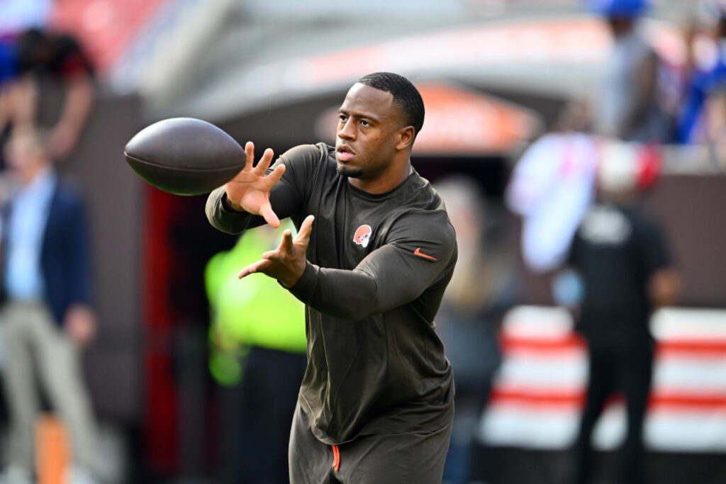 Browns RB Nick Chubb expected to make season debut for Cleveland on Sunday, coach says