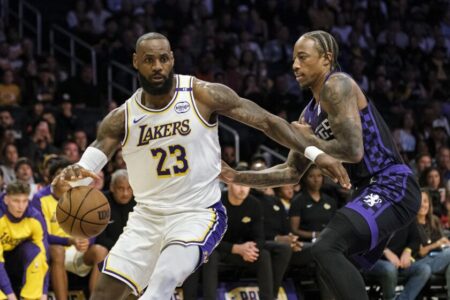 LeBron James’ triple-double helps Lakers win third in a row