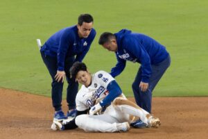 Dodgers win Game 2, but will Shohei Ohtani injury complicate World Series path?