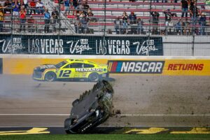 NASCAR: 3 takeaways from Las Vegas playoff race. Joey Logano wins. New standings i Round of 8