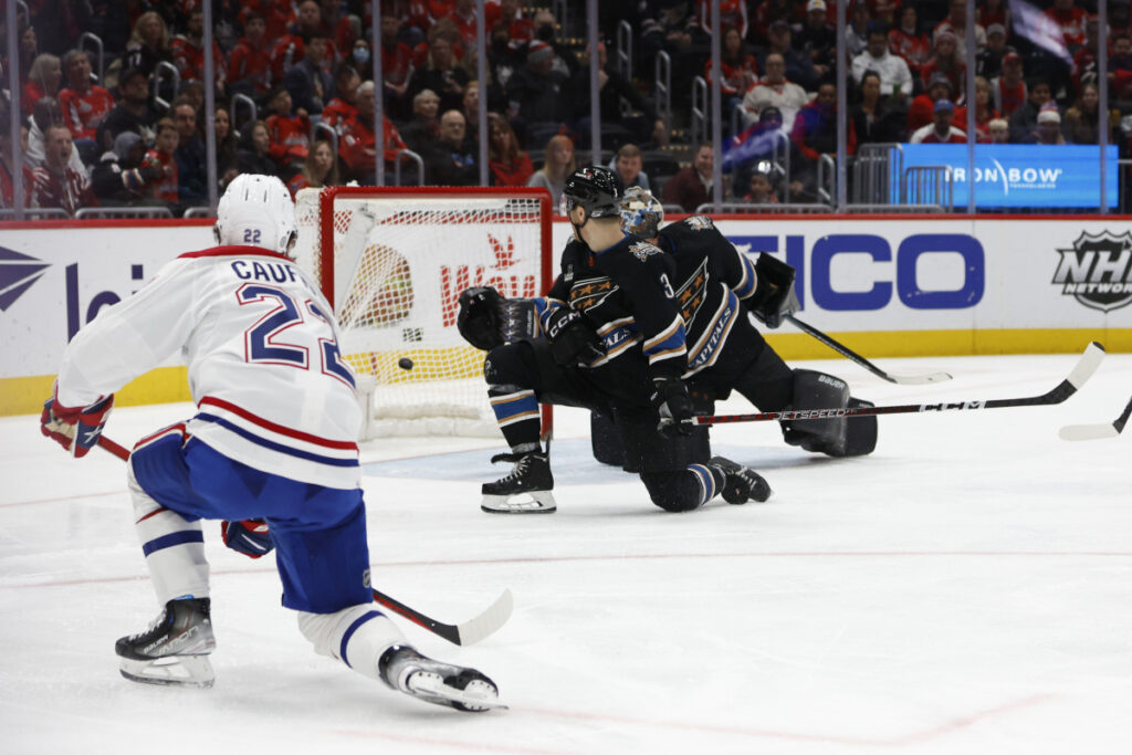 Former Canadiens Goaltender Makes The Highlights Reel