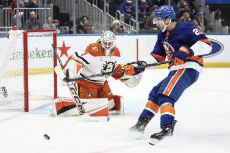 Islanders Outshoot Anaheim Ducks 42-22, Yet Fall 3-1 At UBS Arena