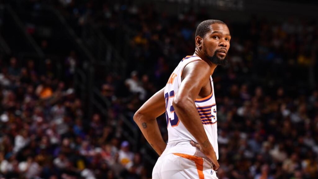 Kevin Durant focused on season, ‘not even thinking about’ contract extension