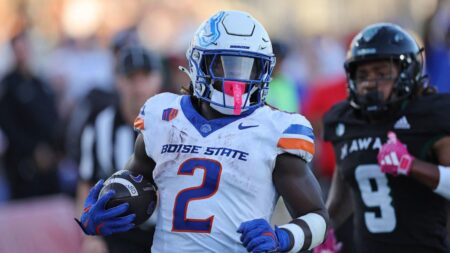 Ashton Jeanty chasing Barry Sanders: Tracking the Boise State RB’s pursuit of single-season NCAA rushing title