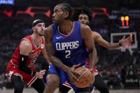 Clippers ‘checking the boxes’ with Kawhi’s Leonard’s rehab, but when will he return?