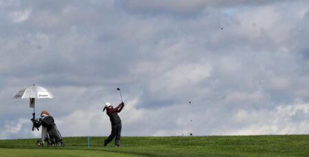 OHSAA boys golf: Columbus Academy battles elements at Division II state tournament