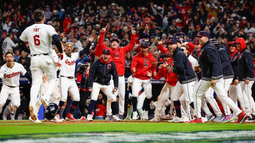 Fry’s 2-run homer in 10th sends Guardians to stunning 7-5 win over Yankees, close to 2-1 in ALCS