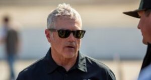 NOTEBOOK: Bobby Labonte, Ryan Newman headline talented Modified Tour North Wilkesboro entry list