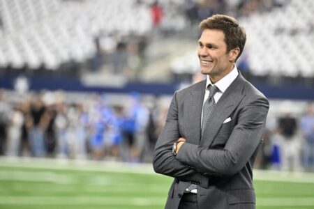 Tom Brady’s job as Fox broadcaster got tougher as Raiders owner. Commitment to what excellence?