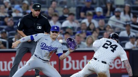 Yankees and Dodgers meet in World Series for 12th time in matchup of Broadway and Hollywood