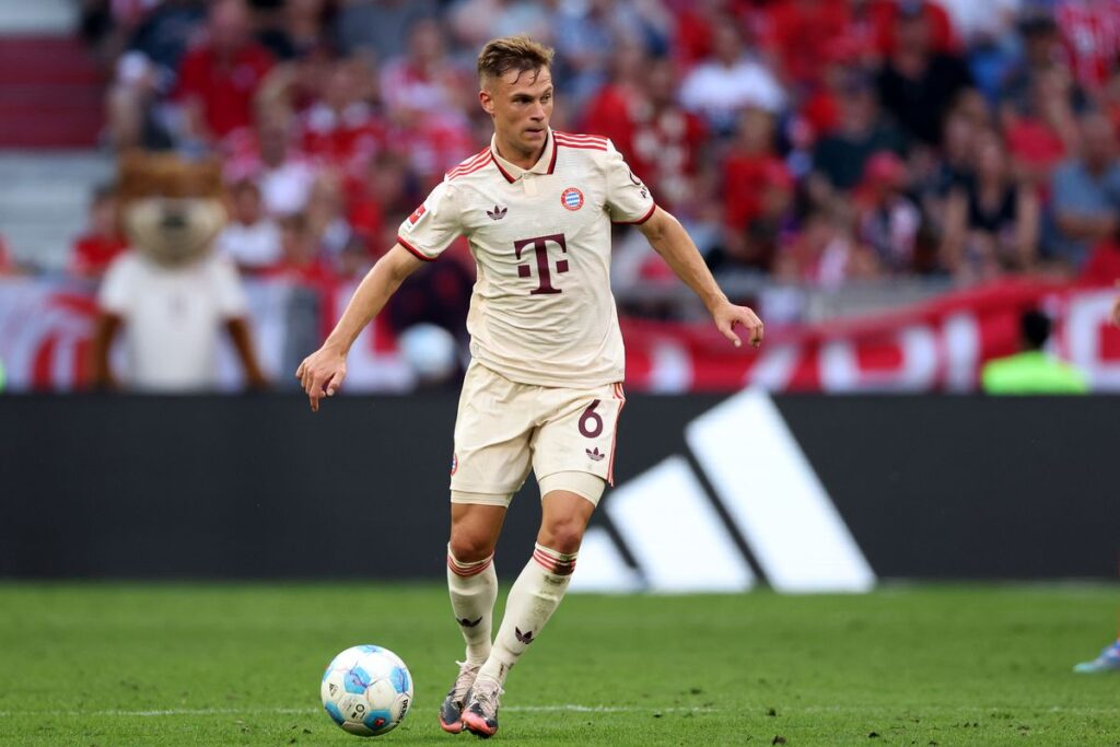 Bayern Munich star refuses to rule out 2025 move to Barcelona