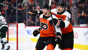 Led by Couturier, Konecny, Flyers win a crazy one to snap 6-game skid