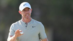 McIlroy in three-way tie for lead in Dubai finale