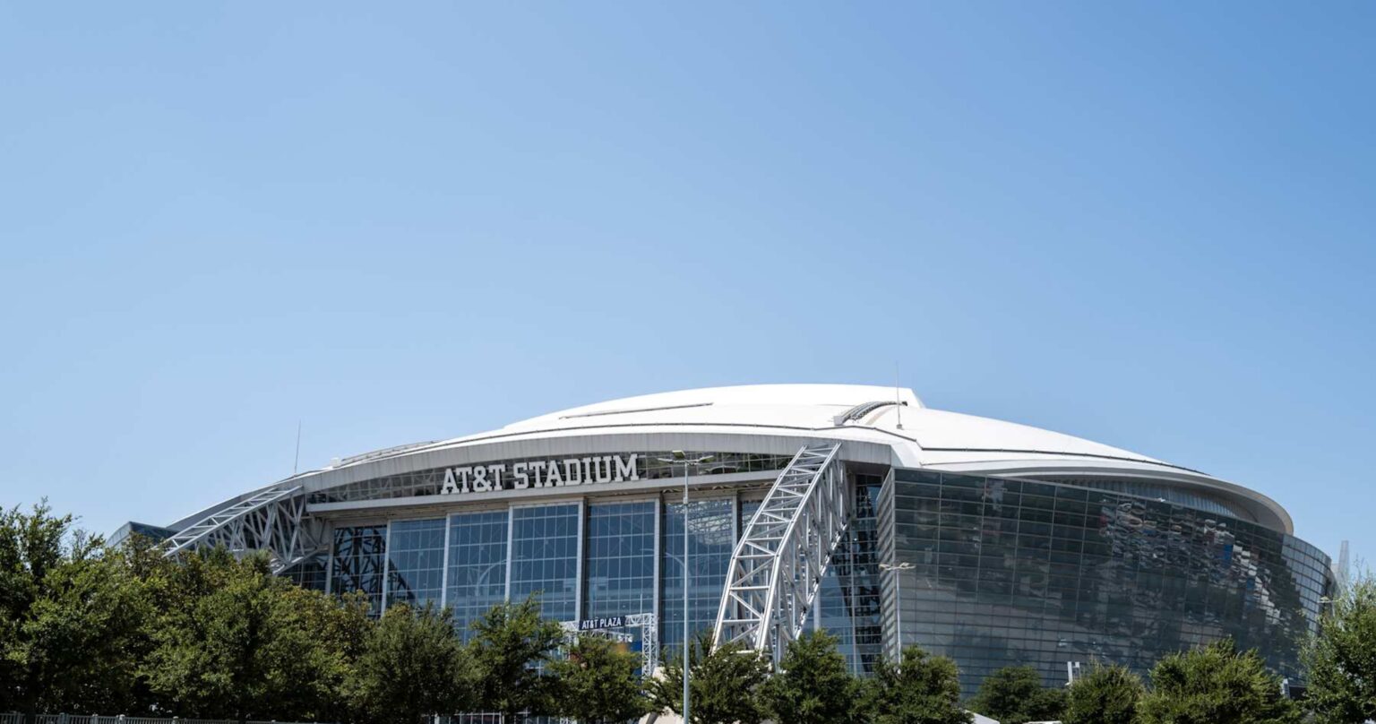 Photo: Cowboys’ AT&T Stadium Puts Curtains Up for Mike Tyson vs. Jake Paul Fight